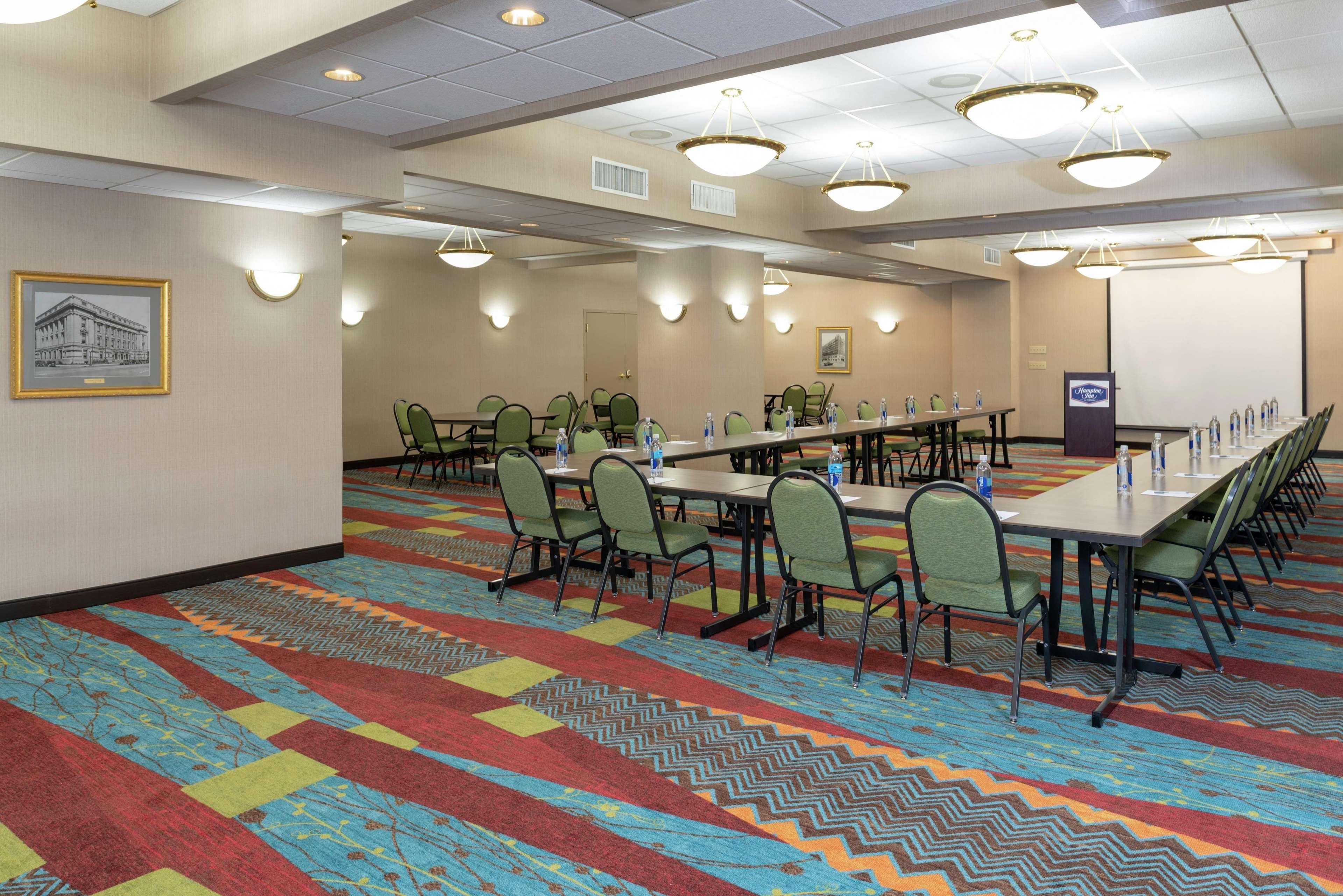 Hampton Inn Indianapolis Downtown Across From Circle Centre Negócio foto